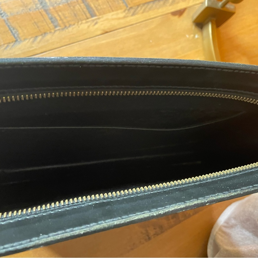 Louis Vuitton Epi Black Clutch/Pochette - Picture 4 of 6